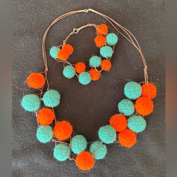 Vibrant Orange and Turquoise Necklace Set, handmade - Picture 3 of 5